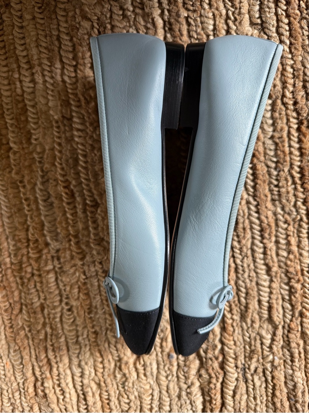 NIB Authentic CHANEL leather Light Blue and Black fabric Cap-Toe Ballet Flats - Picture 8 of 11